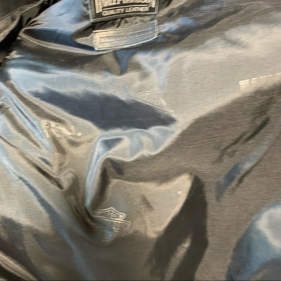 Harley Davidson woman’s leather vest size small - Picture 9 of 12